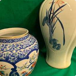 九谷焼・中国製花瓶 買取金額	1,500円・6,500円