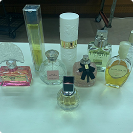 使いかけ香水 買取金額 200円